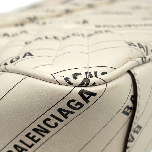 Gucci GG Marmont The Hacker Project Small Shoulder Bag - Picture 11 of 16